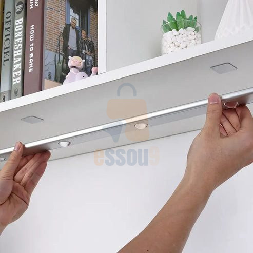 Lampe LED À Détecteur De Mouvement Avec 4 Ampoules